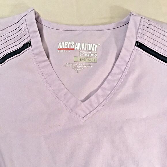 Grey's Anatomy by Barco Moto Scrub Women's Small Lavender Short Sleeve Top - Picture 2 of 7